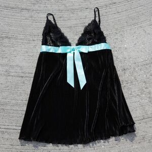 Victoria-s-secret Women's Black and Blue Vest